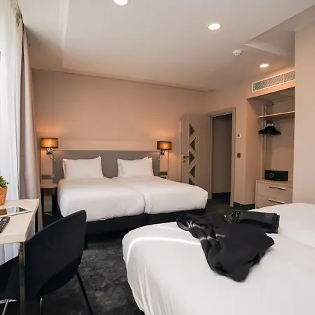 Univers Hotell